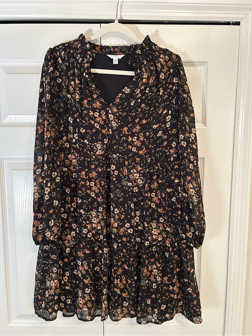 Time and Tru Black Floral Long Sleeve Tiered Dress